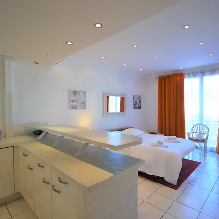 Palais Miramar - White Jardin - 20m Апартаменты Канны