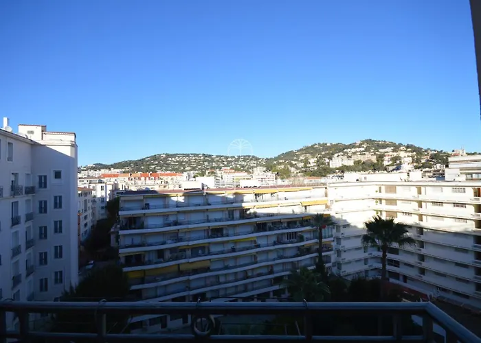 Daire Palais Miramar - White Jardin - 20m