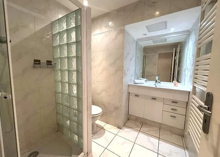Daire Palais Miramar - White Jardin - 20m *