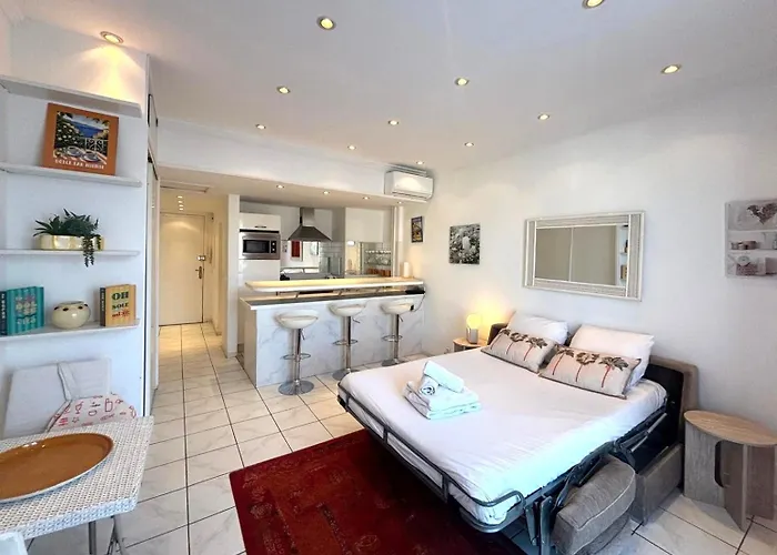 Palais Miramar - White Jardin - 20m Daire